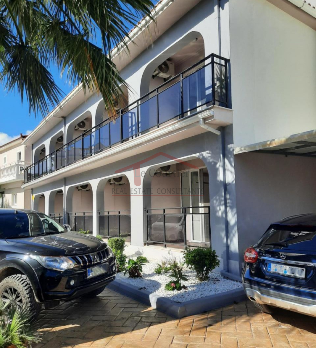 property-img